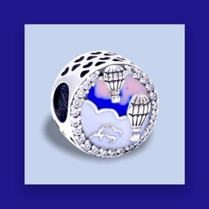 NEW HOT AIR BALLOONS & CRYSTAL CHARM